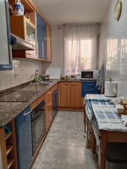 Pis a Carrer de la mare de déu de lourdes 60. Piso en venta en can oriol