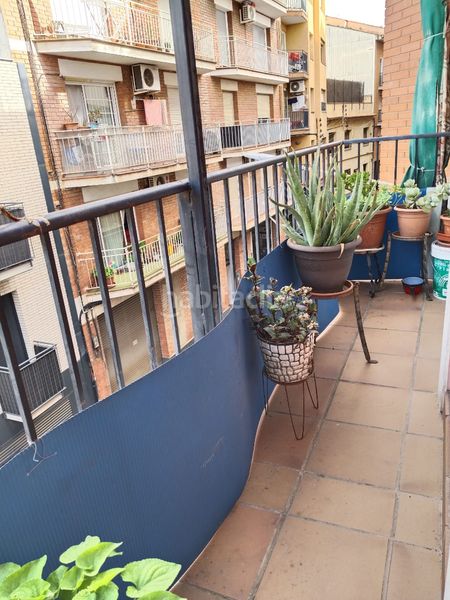 Foto cefe0d20-66b7-4494-9a16-2f42f2175e6a. Appartamento in carrer de la mare de déu de lourdes 53 in Rubí