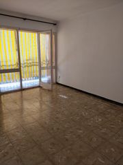 Etagenwohnung in Zona Nord. Piso en venta calle sabadell de rubí