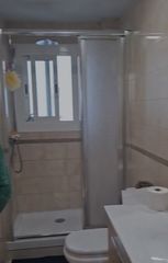 Piso en Plaça dels nens 1. Piso en venta con arrendatario