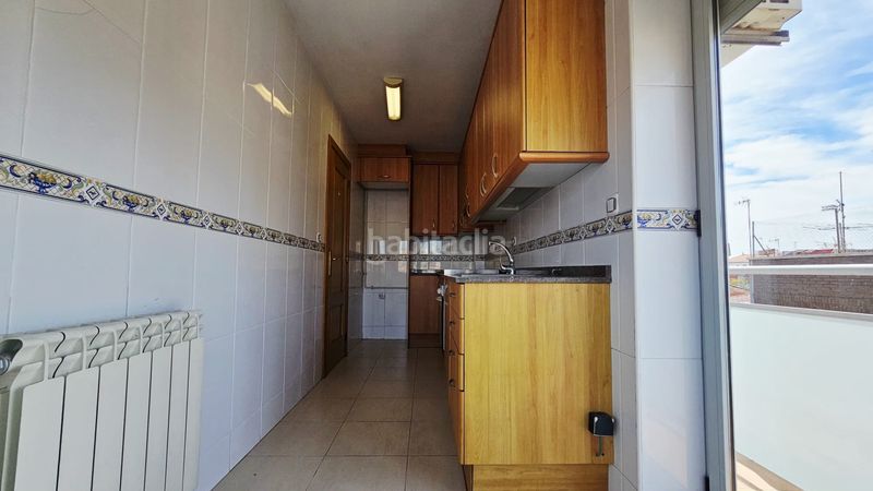 Foto 0aec9130-af55-4989-8027-2f310cca419d. Pis amb calefacció aparcament a Segle XX Terrassa