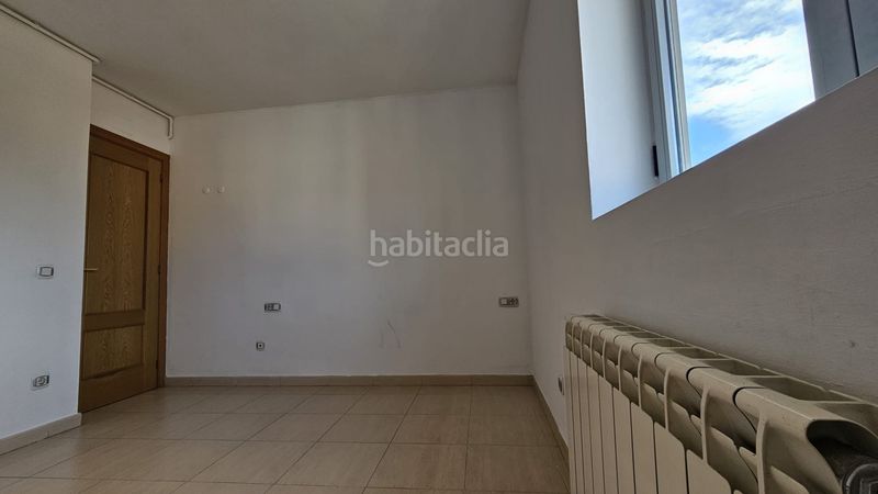 Foto 223d35d9-bc7d-47e6-a874-0613d90470d3. Pis amb calefacció aparcament a Segle XX Terrassa