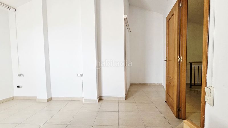 Foto 49dfc7f4-acef-4a08-bdf6-427e7cde2930. Pis amb calefacció aparcament a Segle XX Terrassa