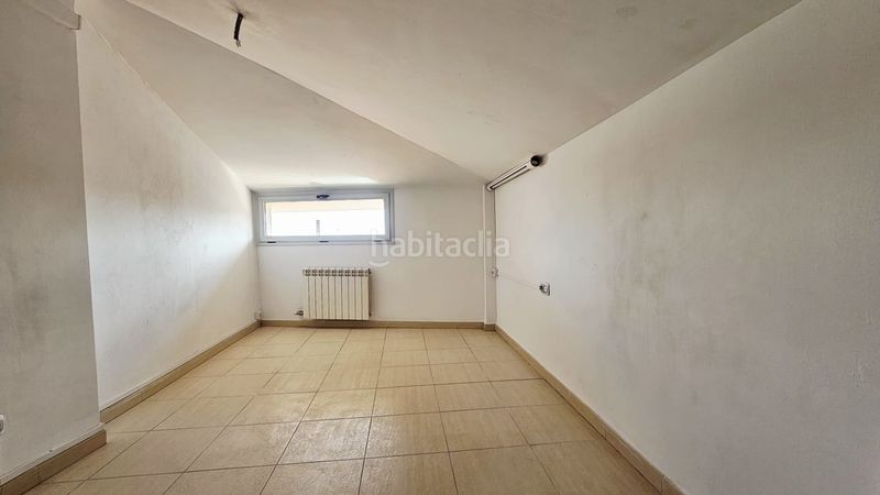 Foto 6c888a15-7753-48f1-96d4-52ee8ee62576. Pis amb calefacció aparcament a Segle XX Terrassa