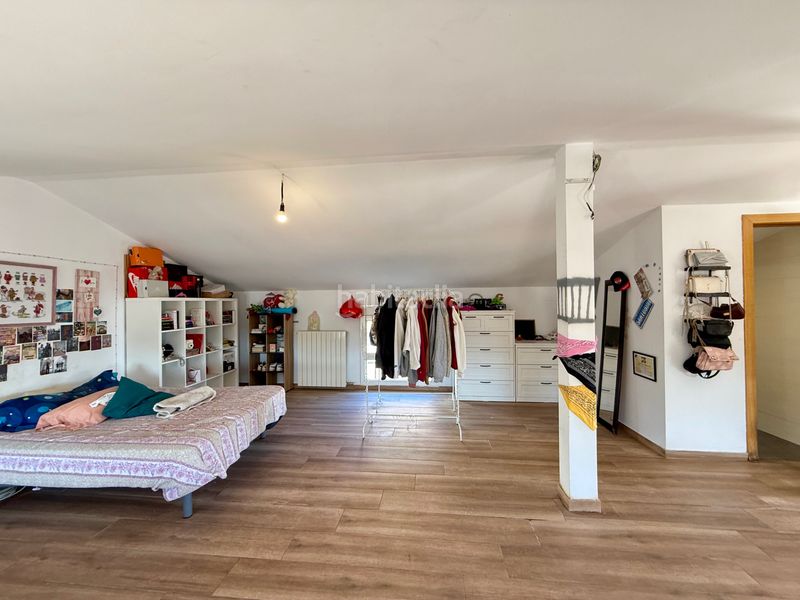 Foto 747f0f93-71a1-4010-a79c-c050f0fee2b6. Xalet amb calefacció aparcament a Castellnou-Can Mir-Can Solà Rubí