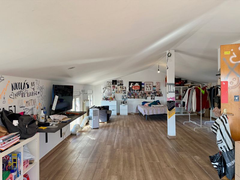 Foto 908a94be-3285-4e81-9380-86b3338fd617. Xalet amb calefacció aparcament a Castellnou-Can Mir-Can Solà Rubí