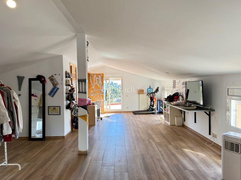 Foto d47c3b5f-e71b-40ff-9af4-b05318f8e648. Xalet amb calefacció aparcament a Castellnou-Can Mir-Can Solà Rubí