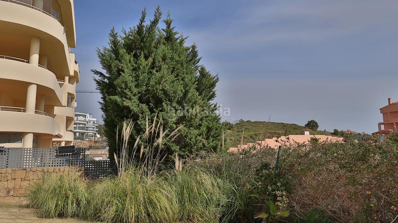Foto c28e8a21-3563-44fd-9ea3-393cd07822d8. Pis a calle acebo 34 a El Faro de Calaburra - Chaparral Mijas