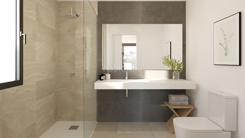 Foto b4f1e871-dbf6-477d-a638-2f0369f74ddc. Xalet amb aparcament piscina a Nueva Atalaya Estepona