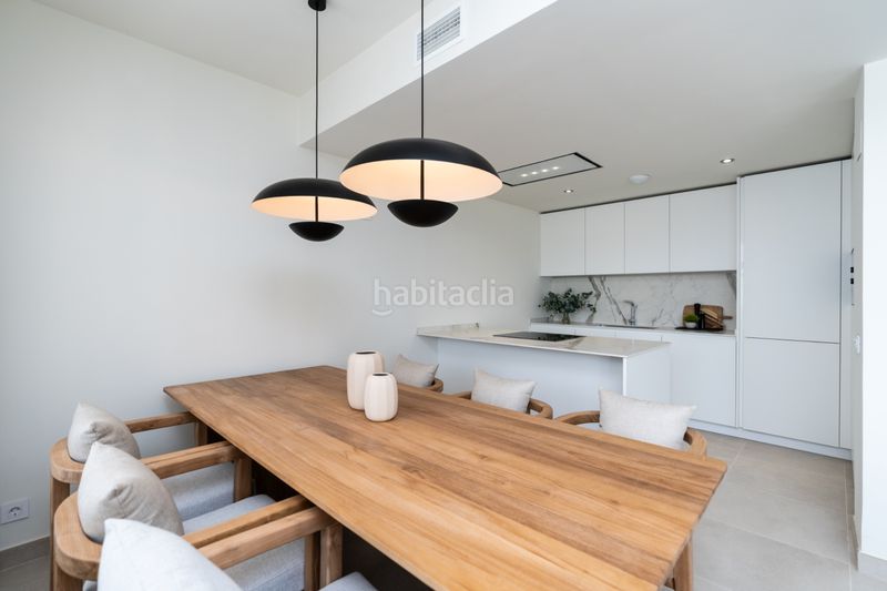 Foto e0d08f91-04be-4b9a-ae9e-7d7a52d4a31c. Pis amb aparcament piscina a Zona Centro Comercial Torrequebrada Benalmádena