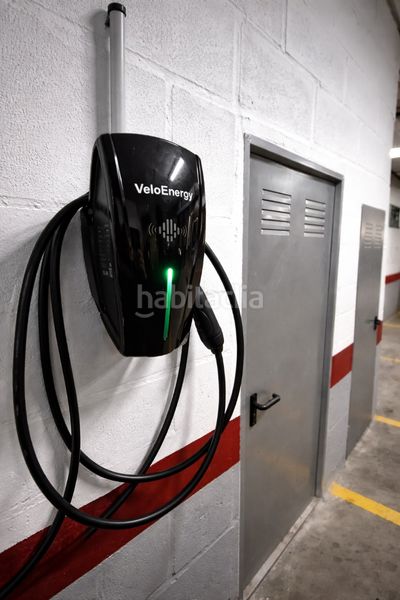 Foto 3923ed0a-a737-43c1-92e9-9d35fe808c2d. Pis amb aparcament piscina a Zona Centro Comercial Torrequebrada Benalmádena