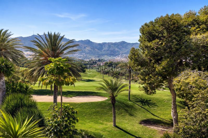 Foto d29edaf8-d1d8-48dc-aee9-80711a336fad. Pis amb aparcament piscina a Zona Centro Comercial Torrequebrada Benalmádena