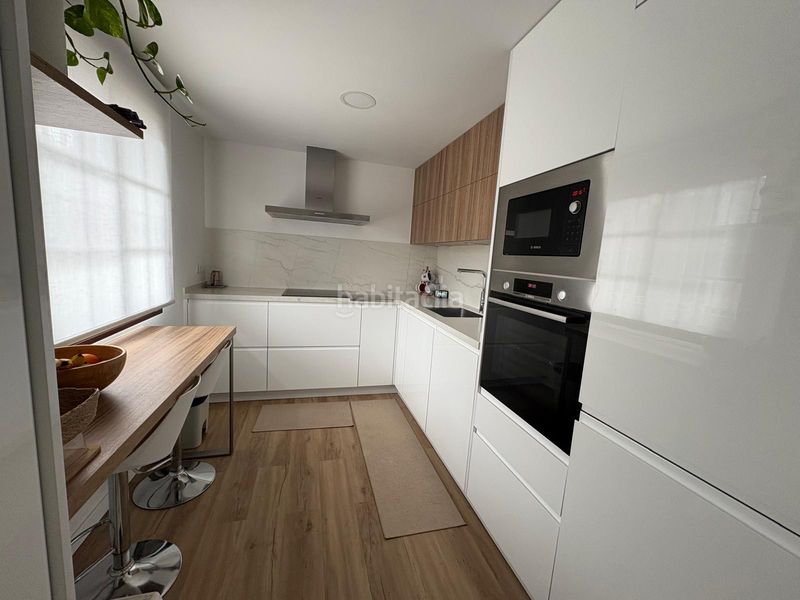 Foto fa139448-733a-4441-91d5-5b15fd625a1a. Pis amb aparcament piscina a Zona Centro Comercial Torrequebrada Benalmádena