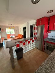 Location Appartement à Avenida de bonanza 9. Precio por mes ,agosto y septiembre,alquiler vacacional