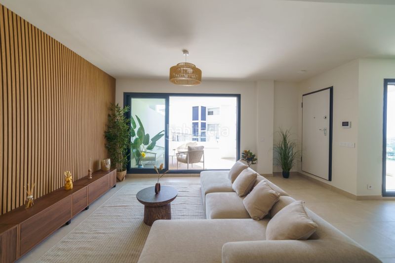 Foto bf6e7bc6-147d-4eb3-8809-bc2f279a24e9. Maison jumelée dans avenida rocas blancas 3 dans Montealto - Monterrey Benalmádena