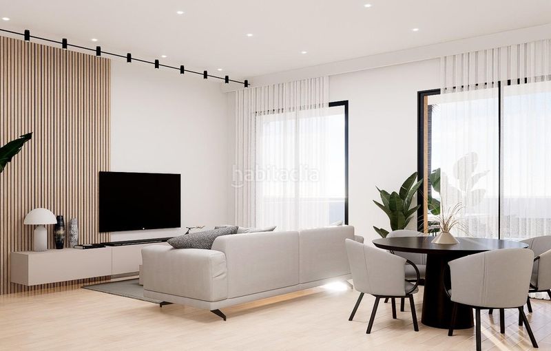 Foto eddc5c3d-0da9-4dfd-a2cc-a9cf787fea25. Casa aparellada amb aparcament piscina a La Regia Orihuela