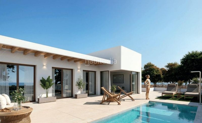 Foto 8b3351f9-ea9d-45e9-9dcc-95d9e53ea462. Casa adossada amb aparcament piscina a Dolores