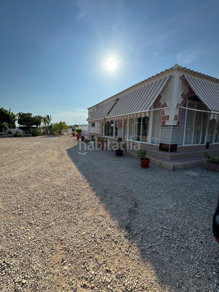 Foto 689df6f6-389a-4b05-afc7-446d70219481. Chalet  partida las lomas en Albatera