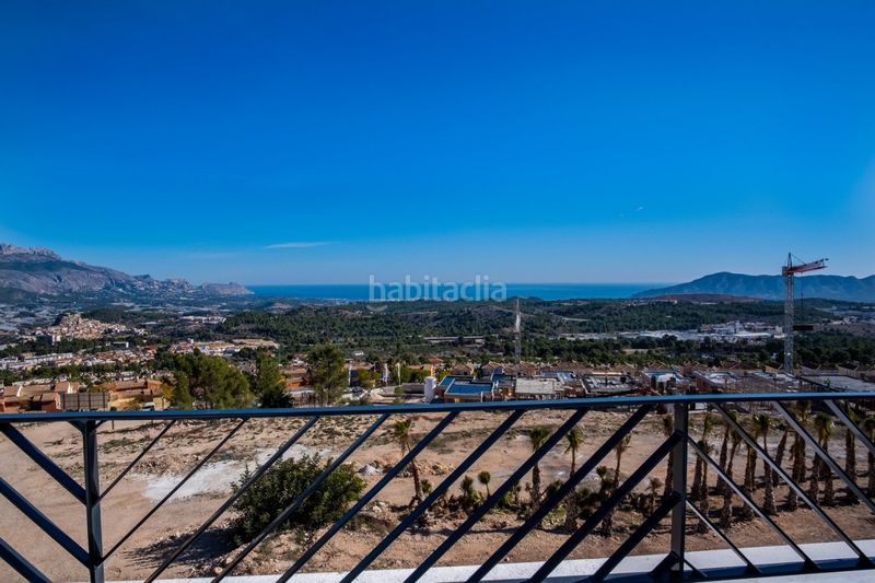 Foto a3c96161-92c9-4f6c-9be4-b61eb0ae8960. Xalet a calle mariola 1 a balcón de ponoig - Polop paradis - Polop hills Polop