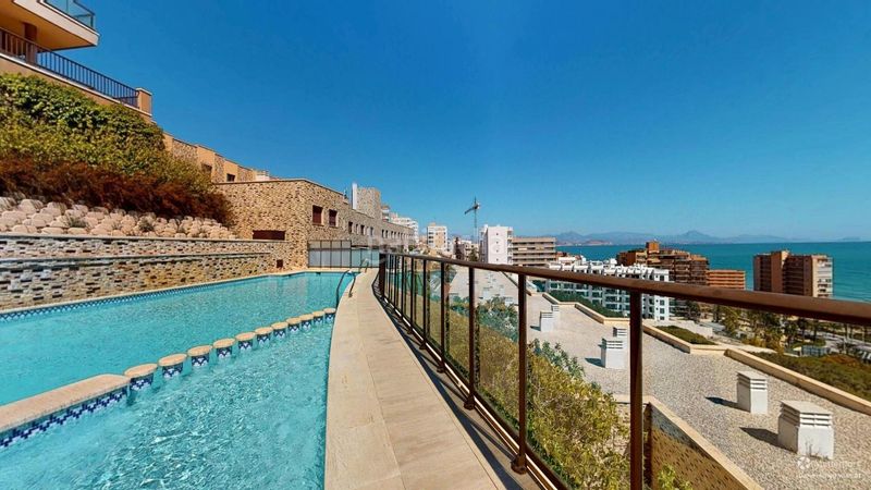 Foto 10481bcb-4f59-4246-b289-966dbc90ff56. Casa amb aparcament a Los Arenales del Sol Elche / Elx