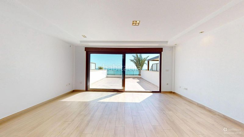 Foto 7eb252c9-d3ad-432a-9b4c-429aeda19e7a. Casa amb aparcament a Los Arenales del Sol Elche / Elx