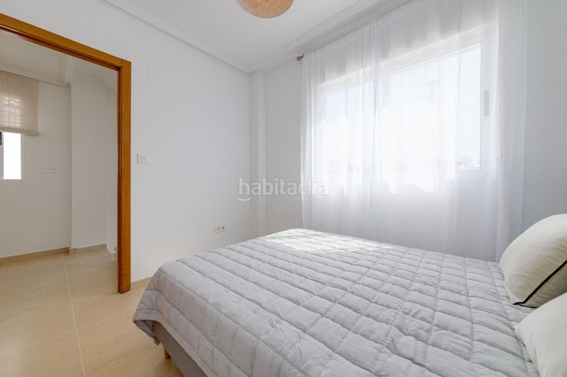 Foto fd8bb9bc-701f-4a6d-9517-93df5597794f. Casa aparellada amb aparcament piscina a San Fulgencio