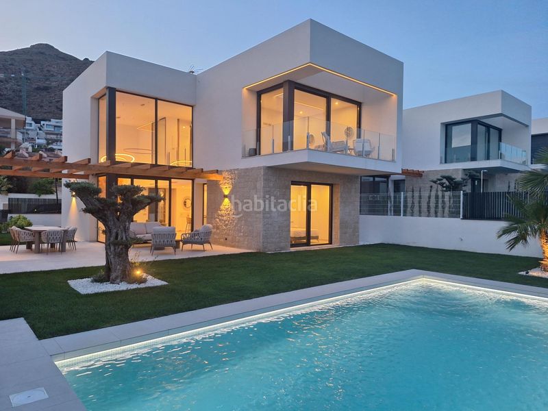 Foto e5f91533-5411-4718-979e-02a581163515. Xalet amb aparcament piscina a Golf Bahía Finestrat