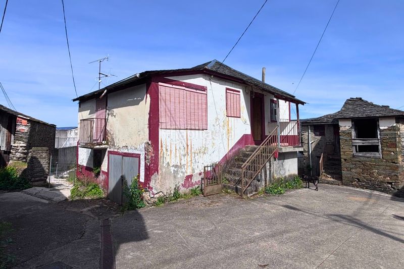 Foto 4b189689-b9a8-4b6c-aaa1-525f0fa669f2. Casa a Petín