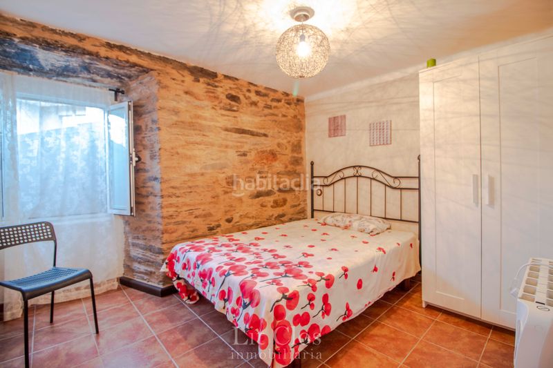 Foto 4b2cc8df-04b5-4dd1-8358-6589ac734f67. Casa amb calefacció a Carballeda de Valdeorras