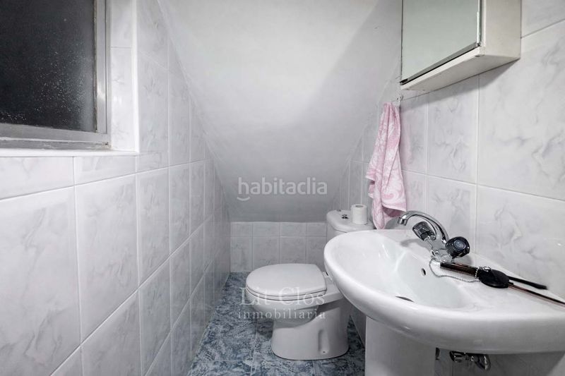 Foto 731717dd-9fa3-4c9b-aeb2-7376dc590ae4. Casa a Vilamartín de Valdeorras