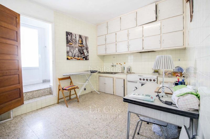 Foto dc02092a-cca7-4627-8d18-24437b5f5621. Chalet casa con gran jardín, bodega de piedra y parte edificable en Rúa (A)