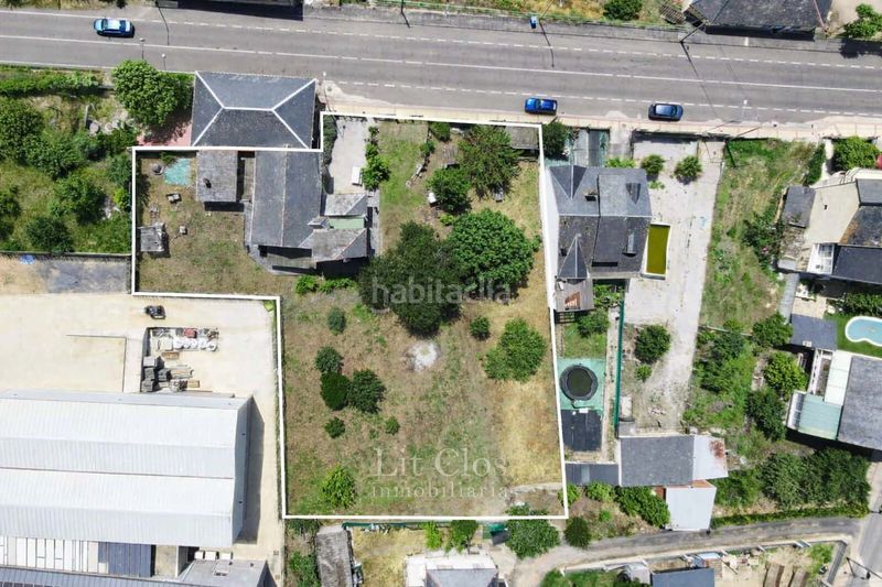 Foto dd1ea035-e353-4571-ba2f-b517662fcfd9. Chalet casa con gran jardín, bodega de piedra y parte edificable en Rúa (A)