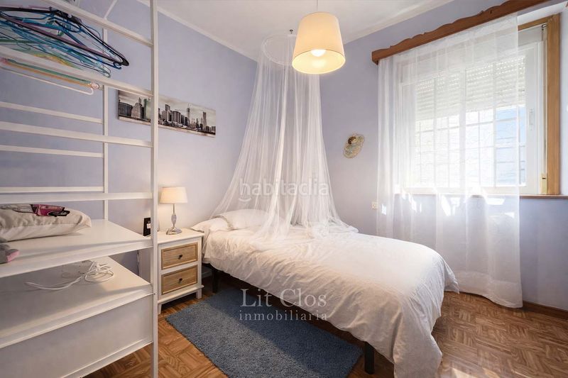 Foto e034ee36-220a-4cde-b957-c546bd46a365. Chalet casa con gran jardín, bodega de piedra y parte edificable en Rúa (A)