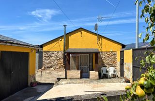 Country house  Rúa san roque 58. Vivienda de 275 m² con 1.000 m² de terreno en a rúa de valdeorra