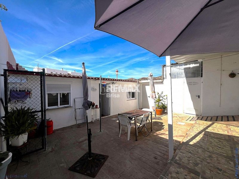 Foto dde00a79-c7b5-4dfa-9dd4-d785d348df44. Casa adossada a Torrox pueblo Torrox