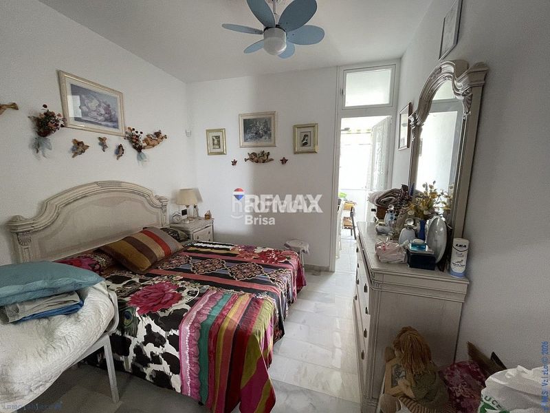 Foto a0f8ce43-8457-4c9c-983e-c47f5733861b. Apartamento en Torrox pueblo Torrox