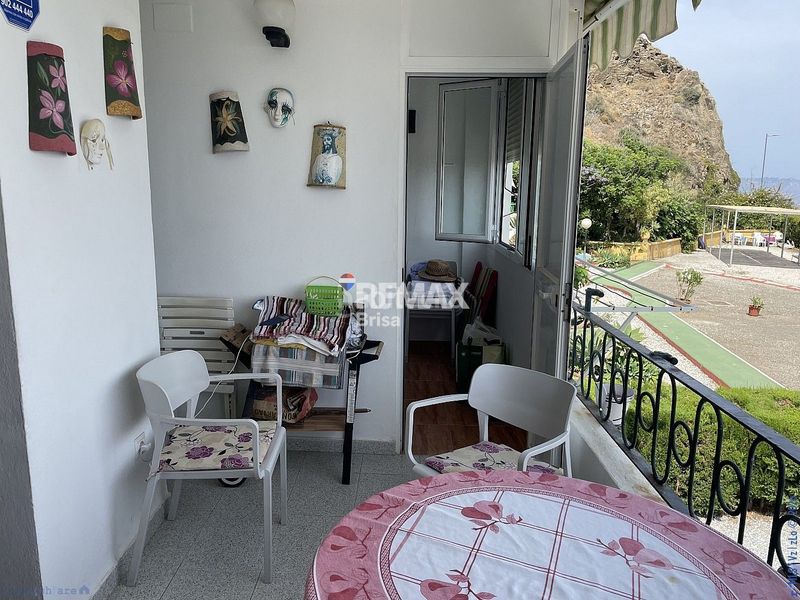 Foto abaf8d2f-2e8a-498c-ba2d-27d1ec0f9a4d. Apartamento en Torrox pueblo Torrox