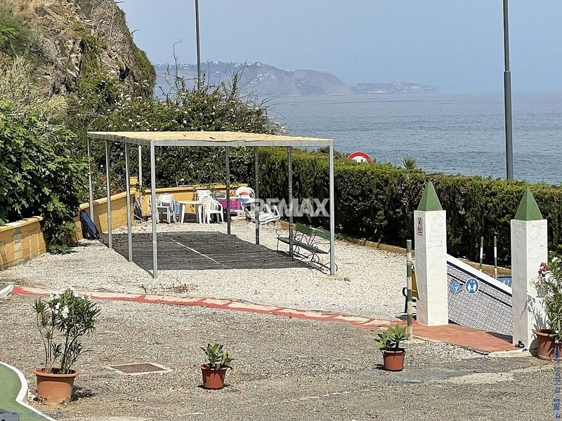 Foto b77e6242-c175-430d-8ce4-a7e56886a246. Apartamento en Torrox pueblo Torrox