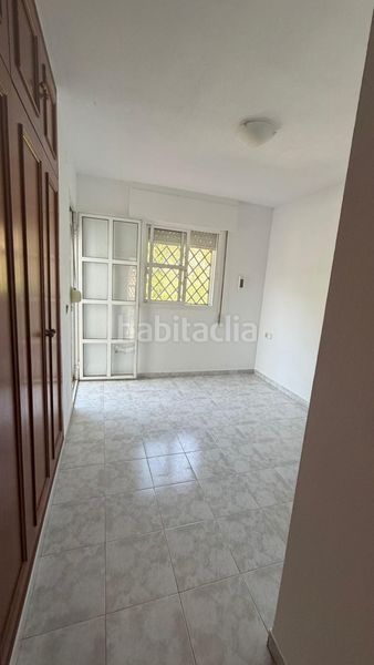 Foto c0d8cbe7-3342-48cc-82e9-6aeb2873a1a5. Casa adossada amb aparcament piscina a Benajarafe