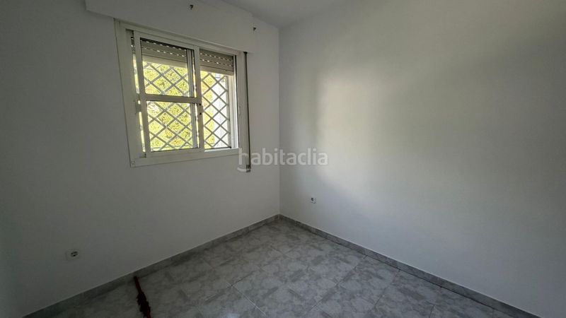 Foto ec6eeff0-5f04-4d91-b431-3e65576c9738. Casa adossada amb aparcament piscina a Benajarafe
