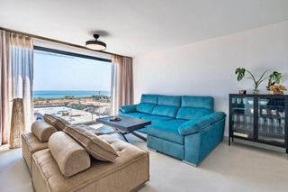 Affitto Chalet in Urbanización Santa Rosa. Espléndido apartamento a estrenar en torrox costa  disponible de