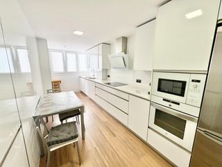 Etagenwohnung  Calle calle juan sebastián elcano. Espectacular piso con terraza y vistas despejadas al parque garc