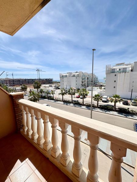 Foto 8a3123c3-33f0-4084-983c-0e29423a46ba. Pis amb aparcament a Urbanización Santa Rosa Torrox