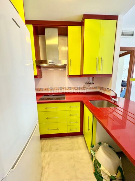 Foto b03a93fc-fd13-47eb-b742-06542a040737. Pis amb aparcament a Urbanización Santa Rosa Torrox