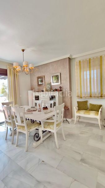 Foto 2a1954ff-5a6a-4da6-8170-11cadb09b705. Àtic amb aparcament piscina a El Tomillar Torre del Mar