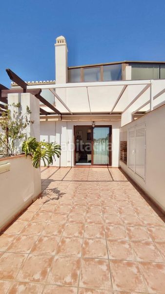 Foto bd9f381f-fe62-4619-b13a-d7635a3c2bb0. Àtic amb aparcament piscina a El Tomillar Torre del Mar