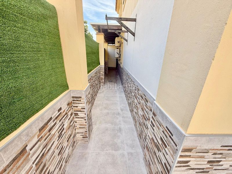 Foto 1b13336d-cdfb-4b6b-afe2-9a777d76cb30. Pis amb aparcament piscina a Caleta de Velez