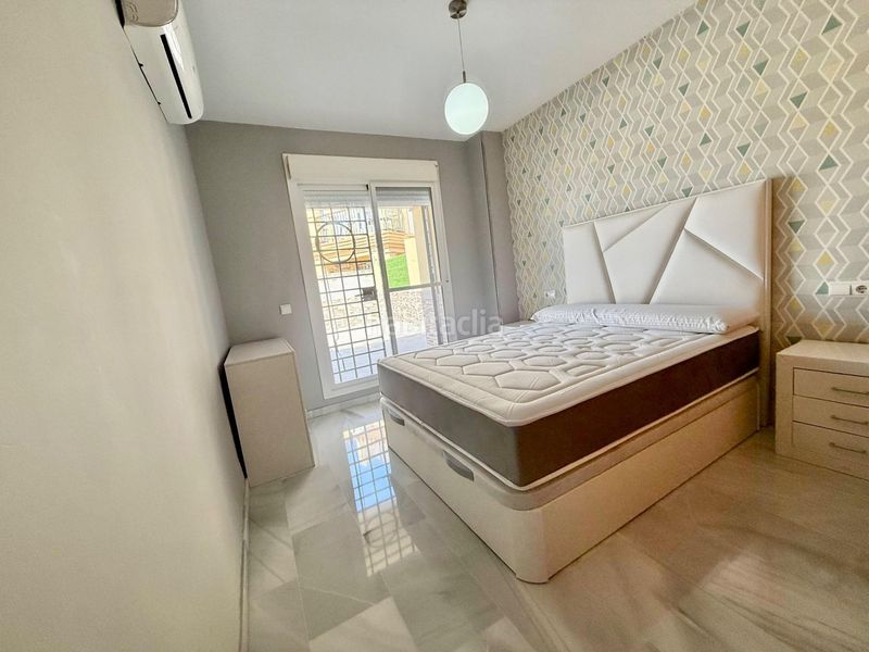 Foto 355b279d-a59f-4b31-8af8-f9d6387a7d34. Pis amb aparcament piscina a Caleta de Velez