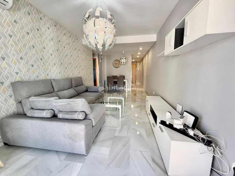 Foto 7b83536f-bd3f-4ff1-8fb9-c69e26134d81. Pis amb aparcament piscina a Caleta de Velez