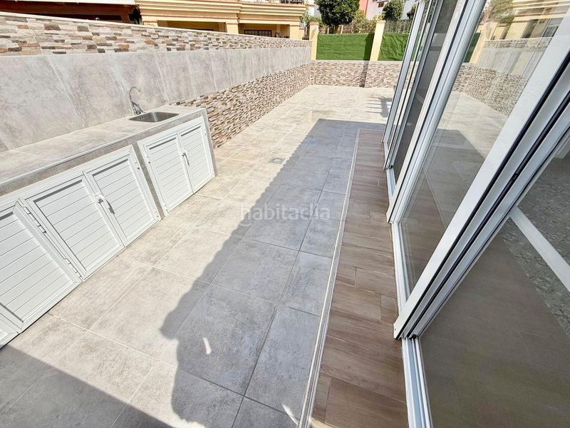 Foto e04bbe97-cdfa-42f6-b5ec-e897031f6519. Pis amb aparcament piscina a Caleta de Velez